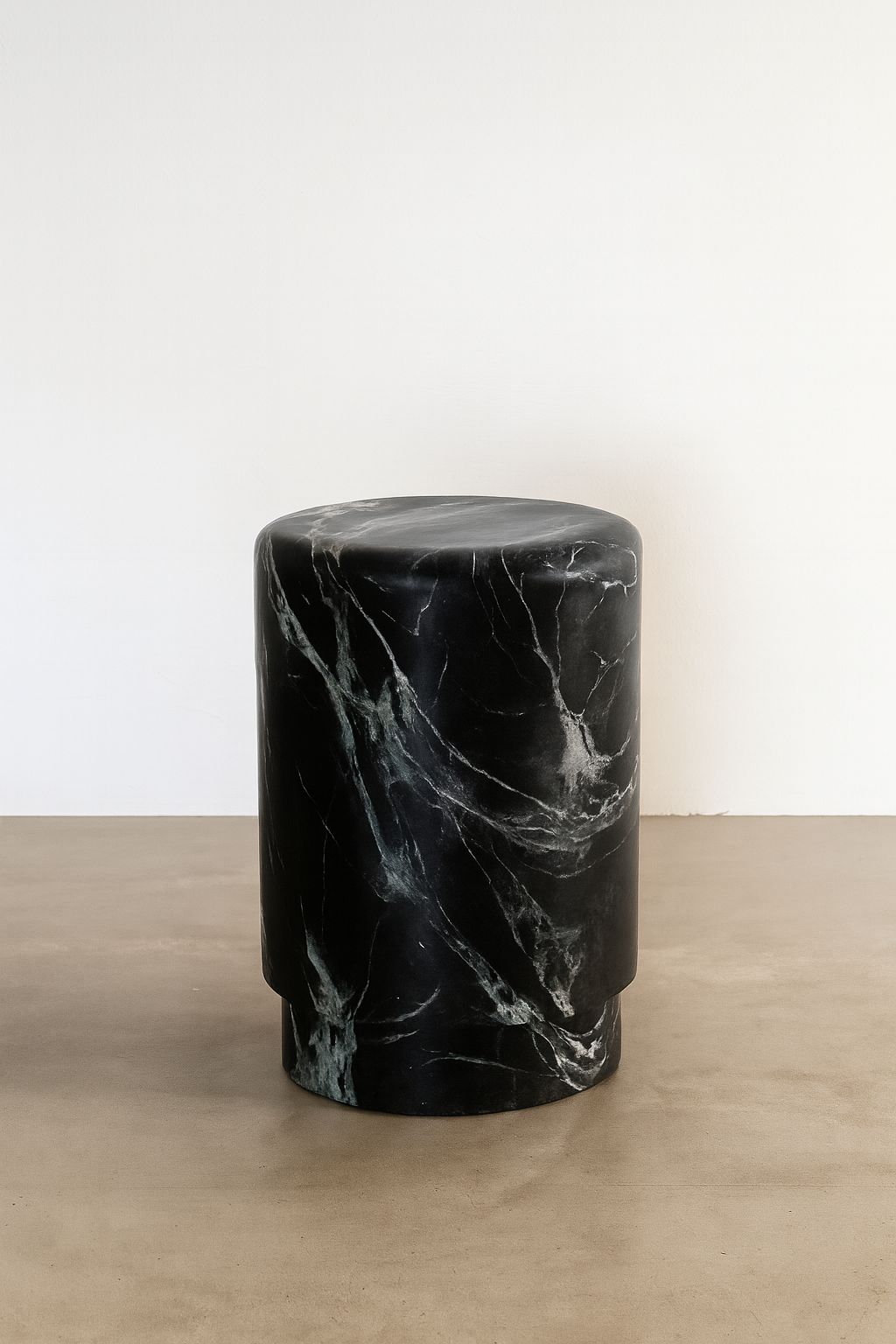 Tabou Stool, Verdi Alpi