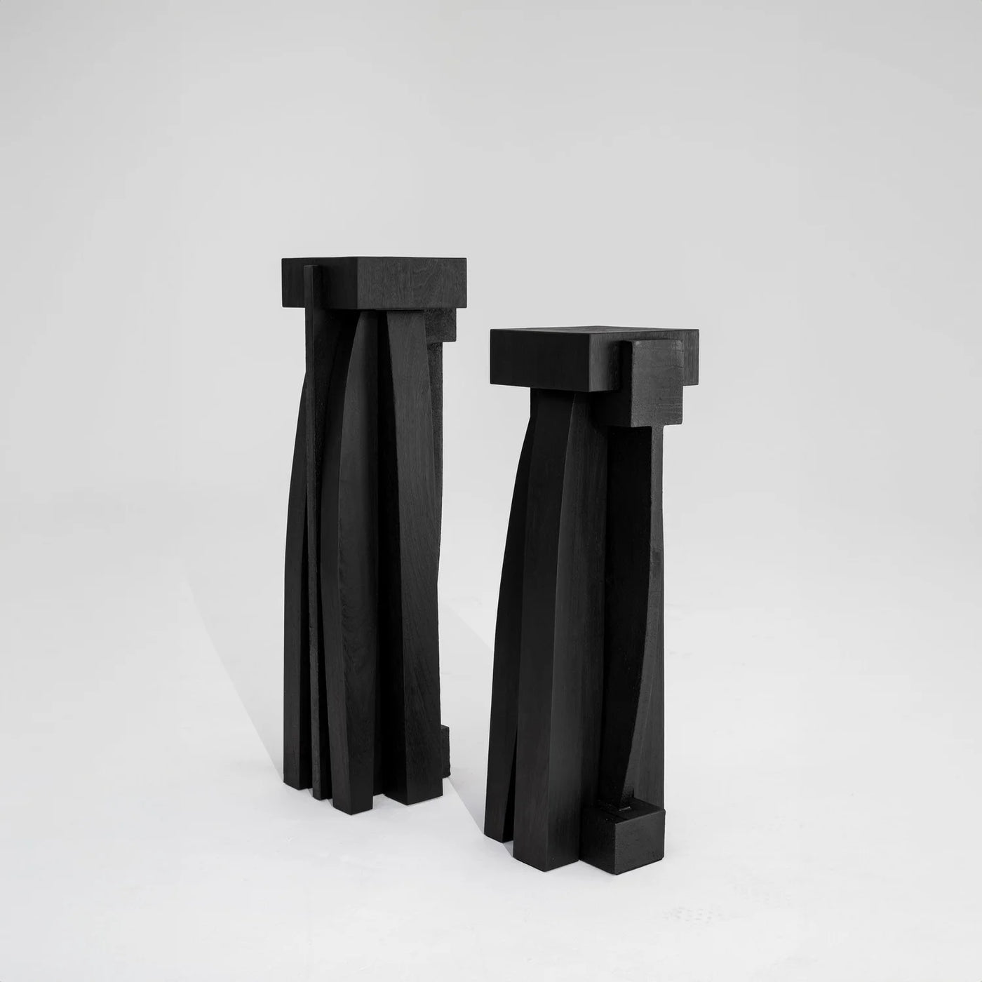 Umbo Pedestal / Hallway Console