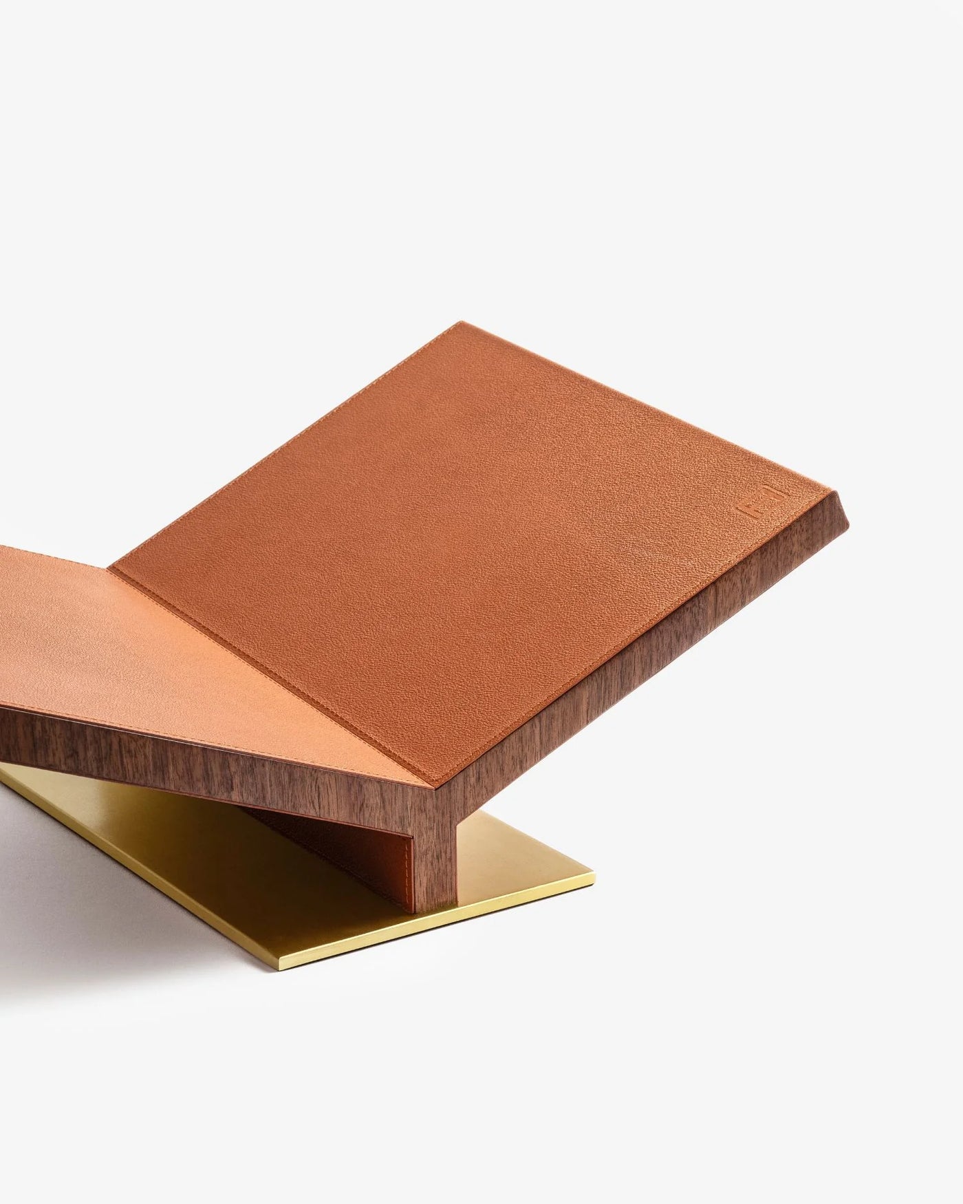 Collector Bookstand - Camel