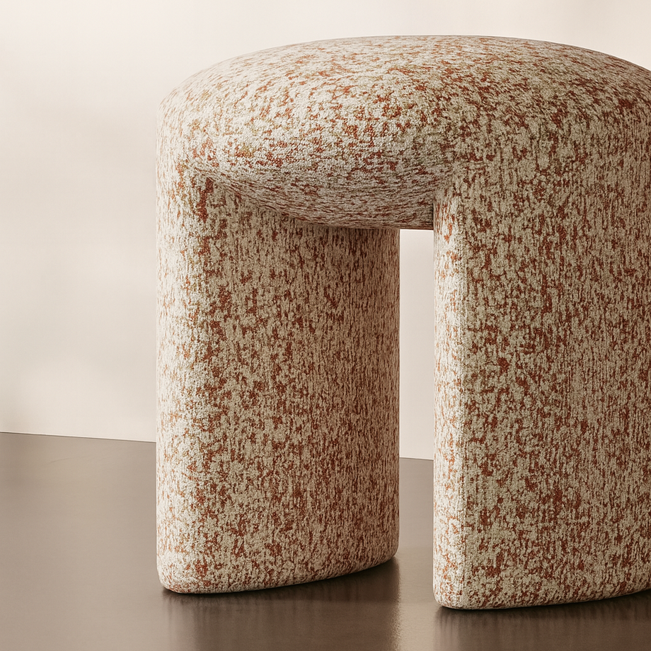 Mia Stool