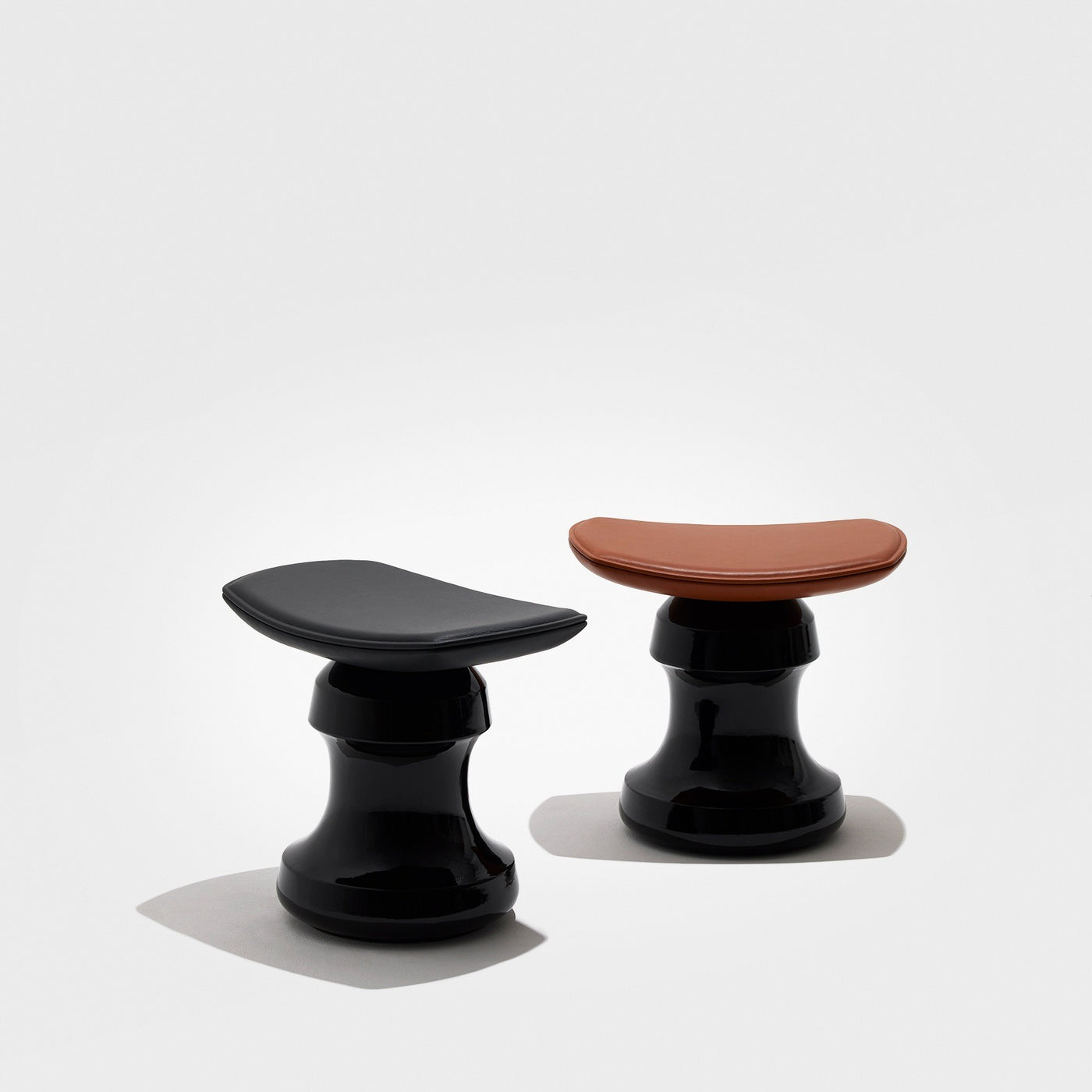 Roi Stool