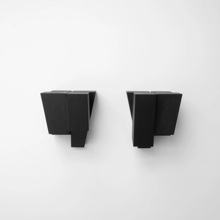 Umbo  Wallstands