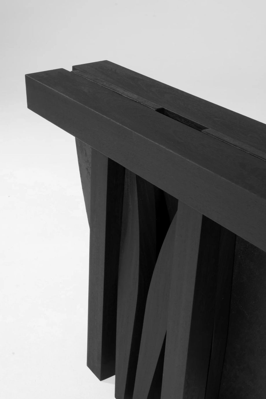 Umbo Hallway Table