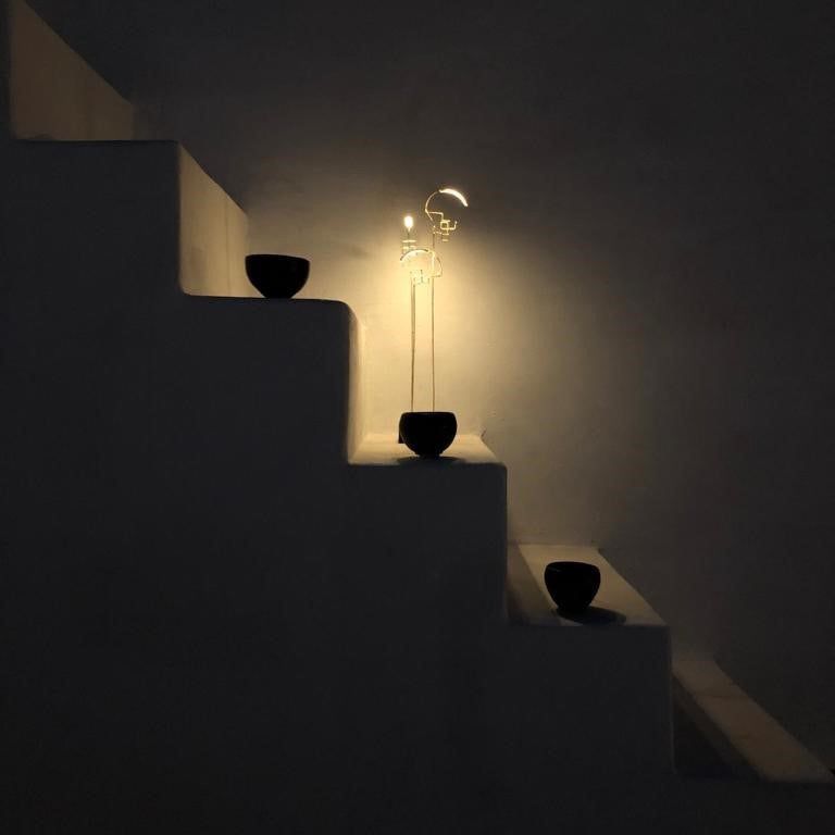 Boucle LED Table Lamp