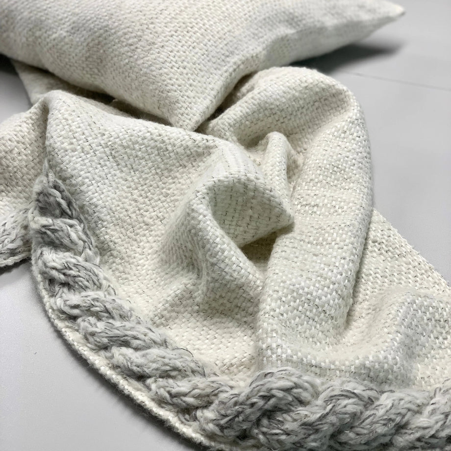 Place Cashmere-Linen-Wool Throw