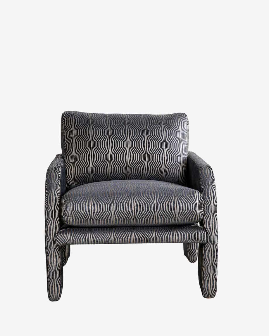 Alta Club Chair