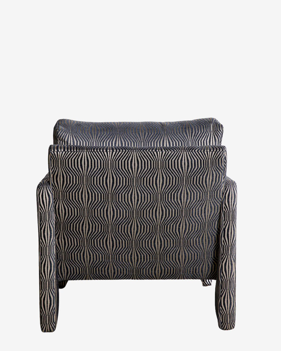 Alta Club Chair