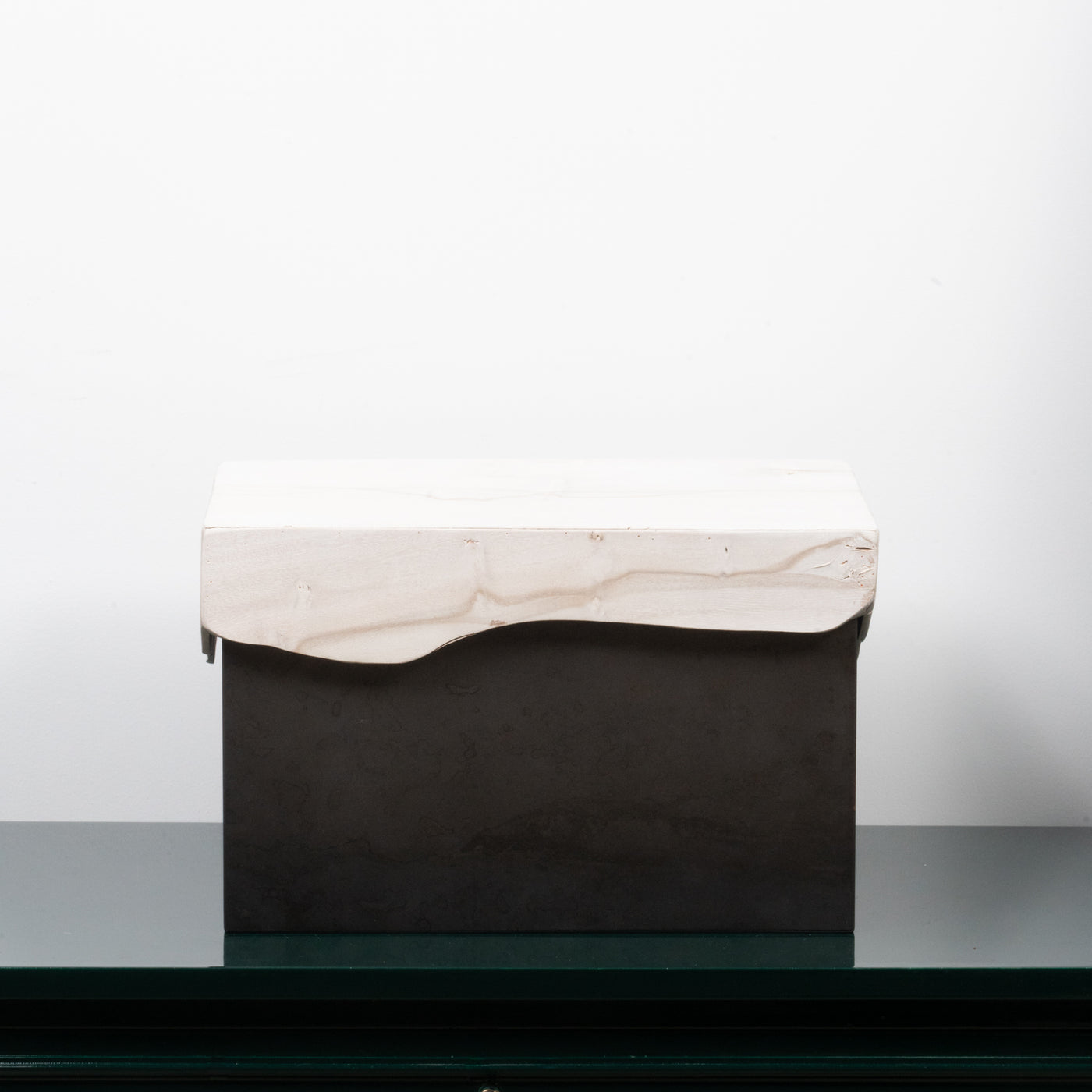 Mire Box, Bleached