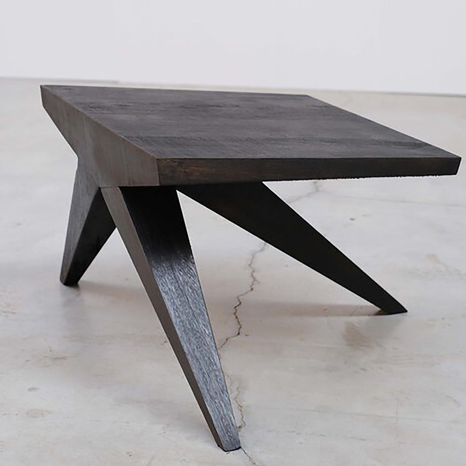 V-Easy Chair