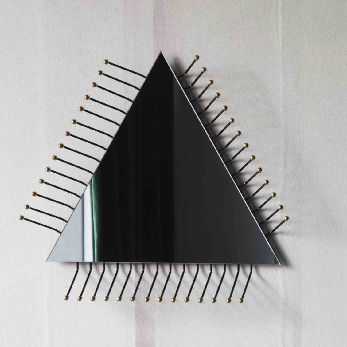 Motherboard III Triangle Mirror