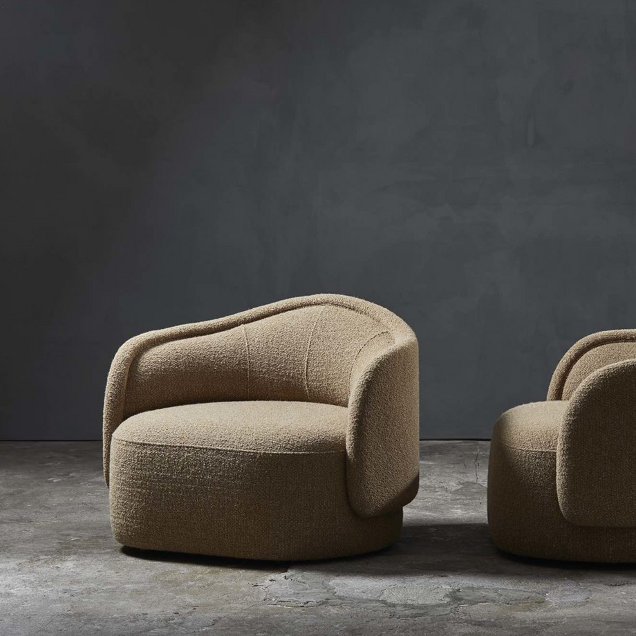 Pia Armchair